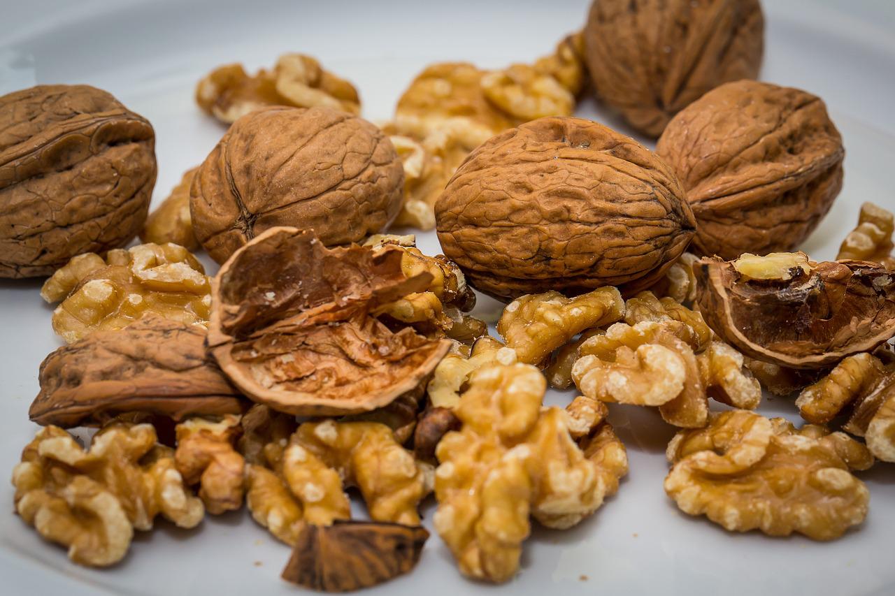 Homemade nut milks